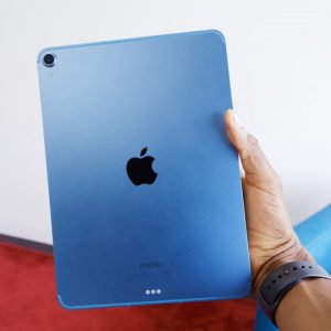 iPad Air M1 Review: Don't Choose Wrong!